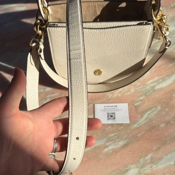 Coach EUC Off-White Leather shoulder & Crossbody Bag - Picture 14 of 16